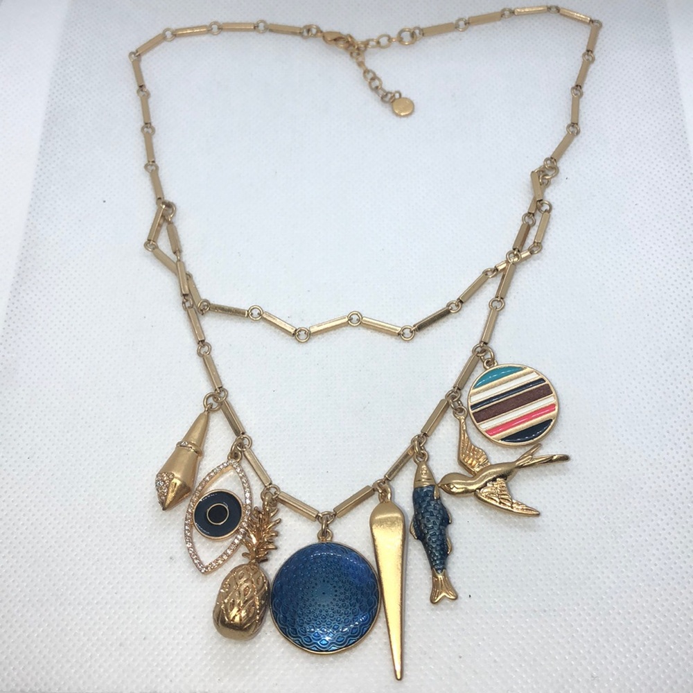 Stunning Stella and Dot Charm Necklace